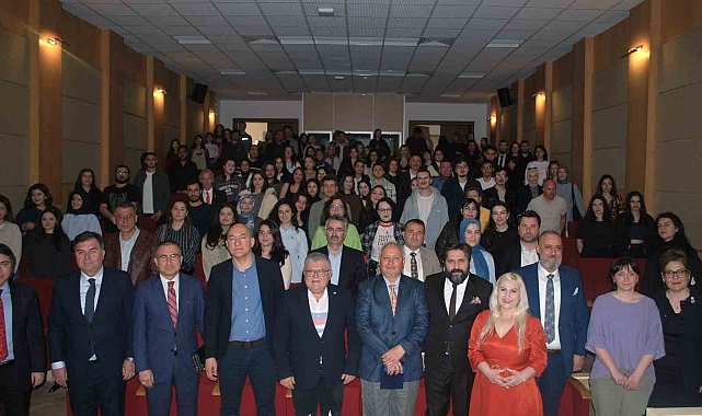 Eskişehir Anadolu Üniversitesi'nde 'Türk Dünyası ve Ortak Türk Alfabesi' semineri