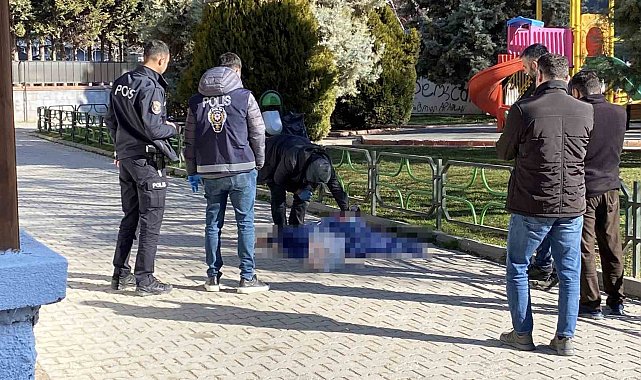 Eskişehir'de sokak ortasında erkek cesedi bulundu
