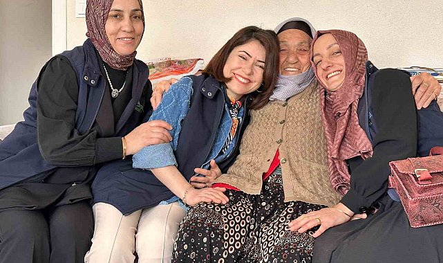 Evlat ekibi, çınarların bayram sevincini paylaştı