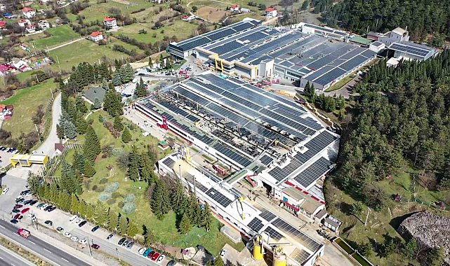 Fabrika yangını havadan görüntülendi