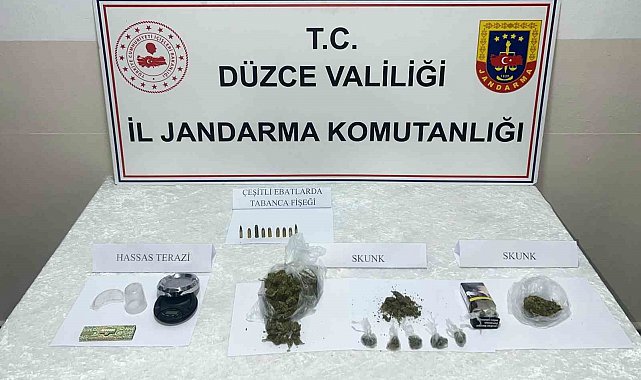 Farklı kimlik kullanarak kiraladığı evde uyuşturucu satıyordu, tutuklandı