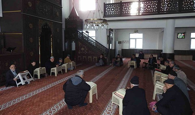 Gaziantep'te camilerde mukabele geleneği yaşatılıyor