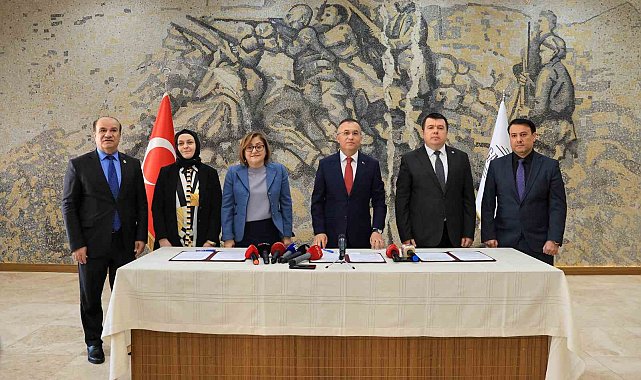 Gaziantep'te "Sağlıklı Yaşam, Bağımlılıkla Mücadele ve İzleme Merkezi" protokolü imzalandı