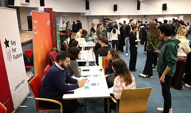 Gençlerle iş dünyasını kampüste buluşturan fuar