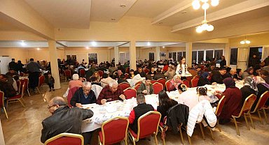 Güzelbahçe Belediyesinden evlere iftar servisi