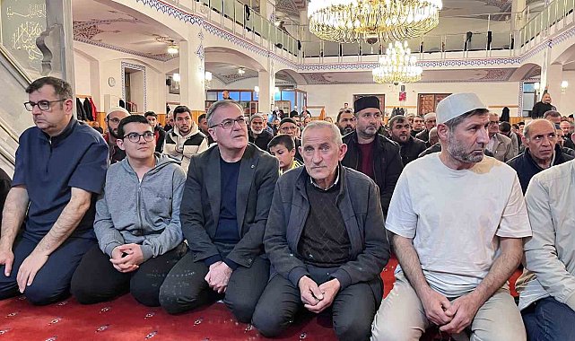 Hacılar'da gönüller, Kadir Gecesi'nde arındı