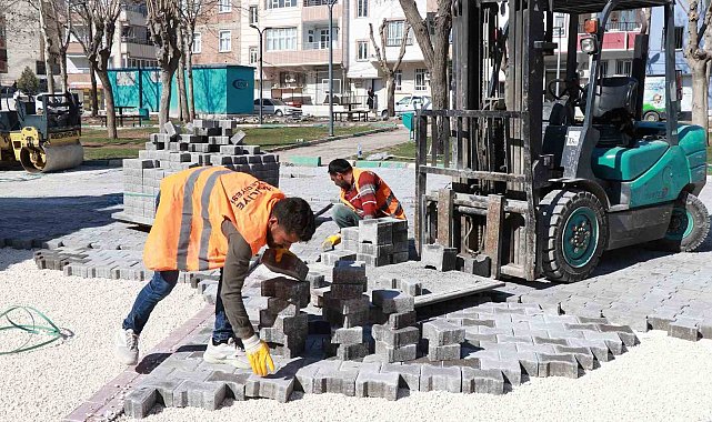 Haliliye'de deforme olmuş yollar yenileniyor