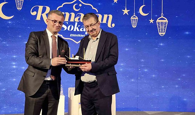 Hayati İnanç'tan mutluluğun tarifi: "Mutluluk ancak ibadette var"