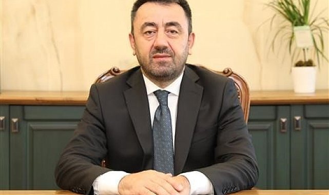 İl Müftüsü Ayvaz: "Kadir Gecesini, gafletle geçen yıllarımızın telafisi için bir fırsat olarak görmeli ve en verimli şekilde değerlendirmeliyiz"