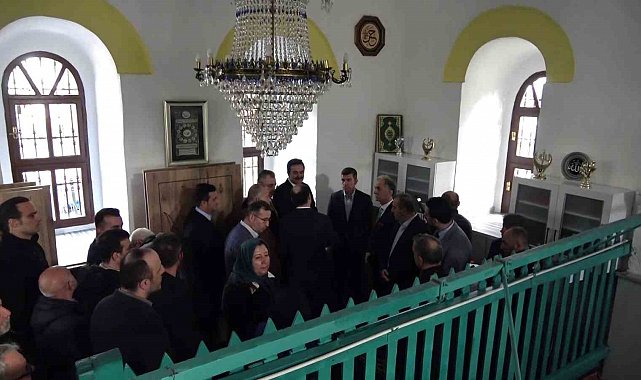 İlk kadın divan şairi Mihri Hatun'un tespit edilen mezar yerine sanduka yerleştirildi