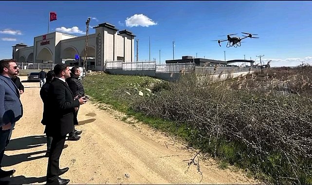 İpsala'da sivrisineklerle 'dronlu' mücadele