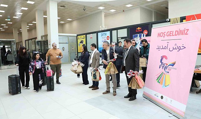 İranlı turistler Van'a akın etti