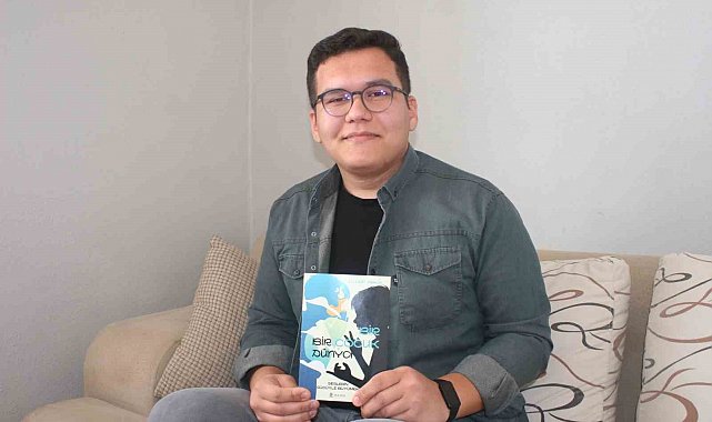 İşitme engelli genç yaşadığı zorlukları kitabında anlattı