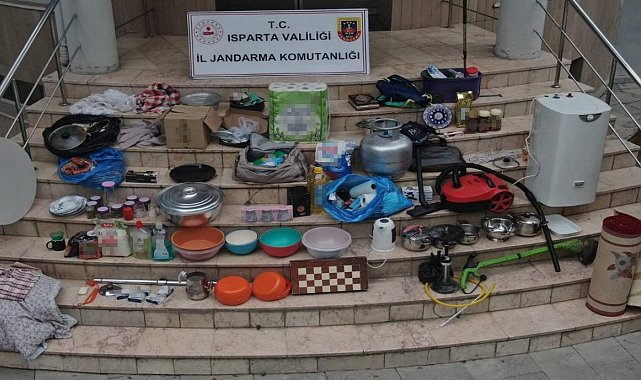 Isparta'da bahçe evinde hırsızlık yapan 4 şüpheli tutuklandı