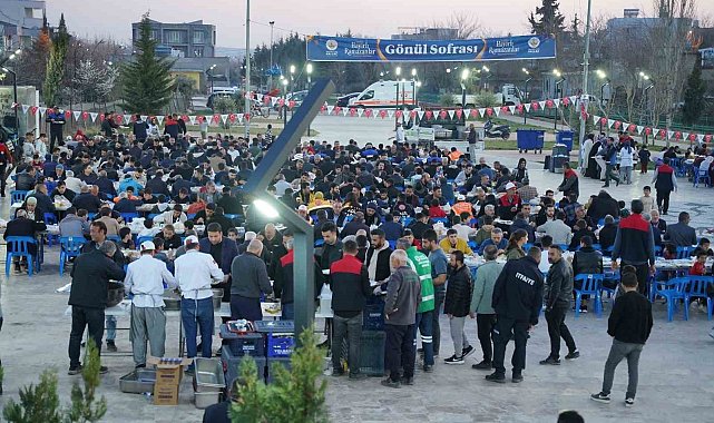 Kahta Belediyesi Gönül Sofrası'na yoğun ilgi