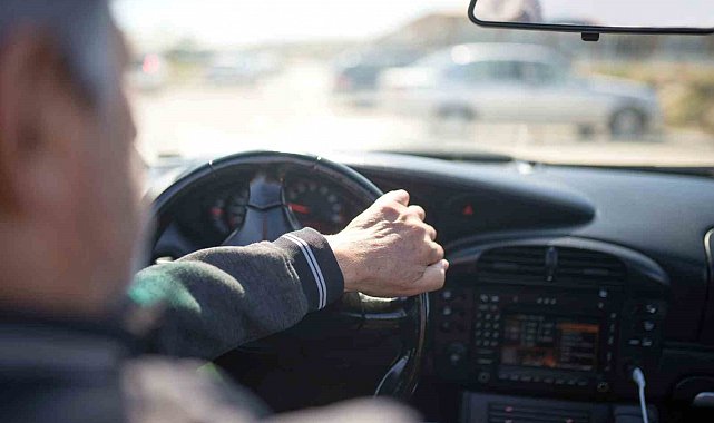 Kalp krizi direksiyonda yakaladı: İki ayrı kaza, iki can kaybı