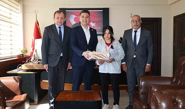 Karacasulu öğrenci katıldığı yarışmada il birincisi oldu