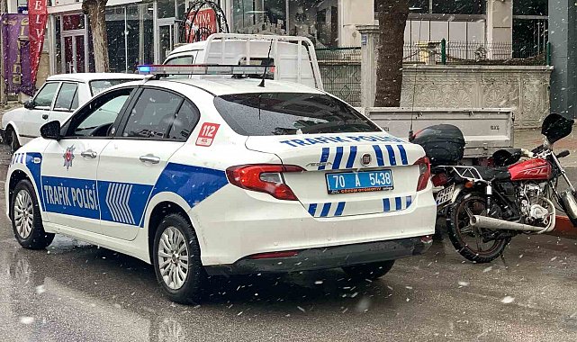 Karaman'da motosikletin çarptığı yaya yaralandı