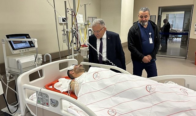 Kayseri Büyükşehir Belediye Başkanr Büyükkılıç'tan şantiyede yaralanan işçiye ziyaret