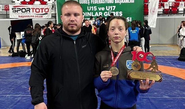 Kepsutlu güreşçi Yağmur Emir Türkiye şampiyonu