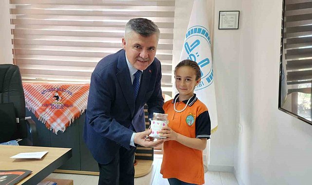 Köyceğizli minik Rümeysa duygulandırdı