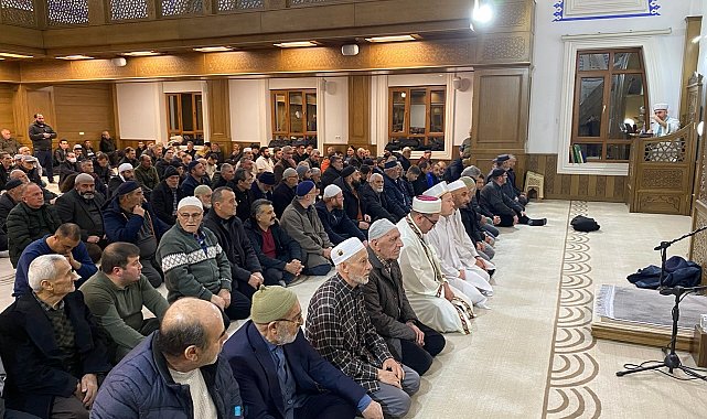 Kulu'da hatimle teravih namazı