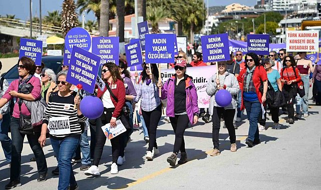 Kuşadası'nda Kadınlar Günü etkinliklerle kutlandı