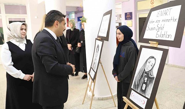Lise öğrencileri, şehitlerin resmini çizdikleri eserlerle sergi açtı