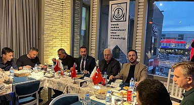 Makine mühendisleri iftarda buluştu