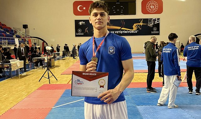 Manisalı taekwondocu Türkiye Şampiyonu oldu