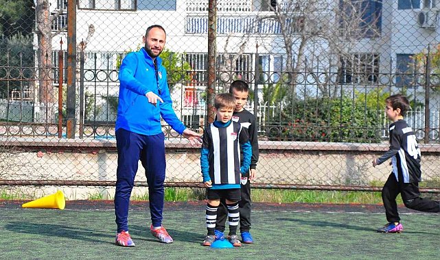 Manisaspor Futbol Okulu'na yoğun ilgi