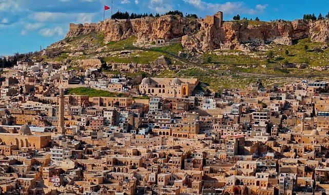 Mardin'de "Ramazan Geldi" ilahisi üç dilde seslendirildi