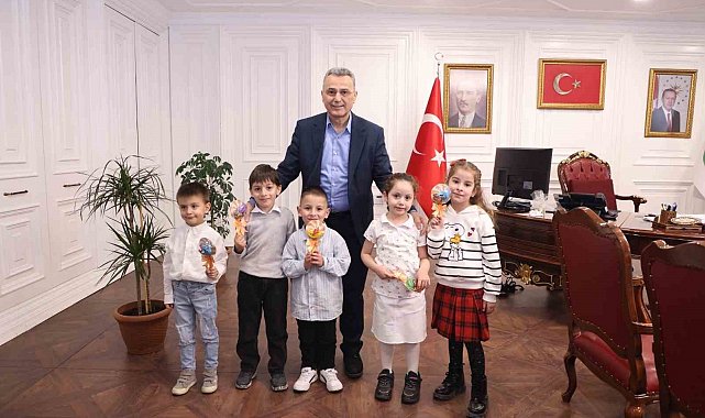 Minik öğrencilerin Ramazan Bayramı sevinci