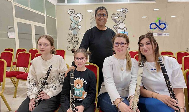 Müzik ve klarnet tutkusuyla hayata bağlandı