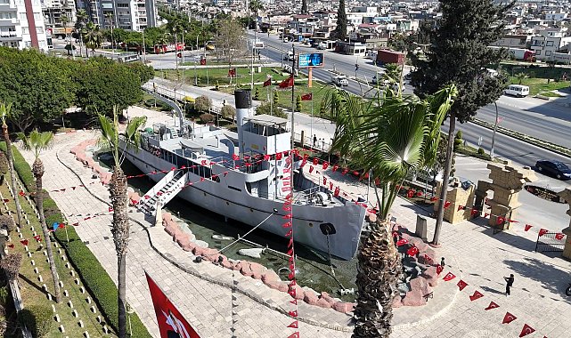 Nusret Mayın Gemisinde bakım çalışması