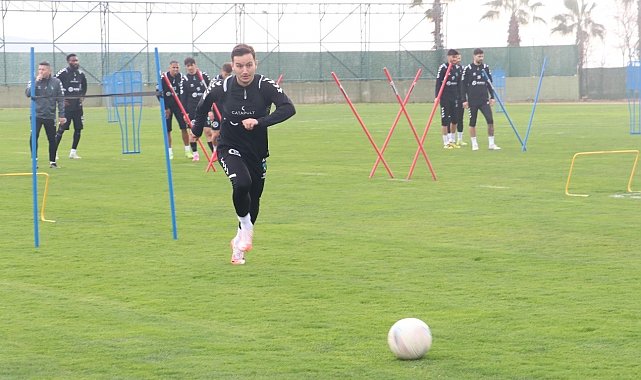 Oğulcan Çağlayan: "Tek hedefim bu takımın Süper Lig'e çıkması"
