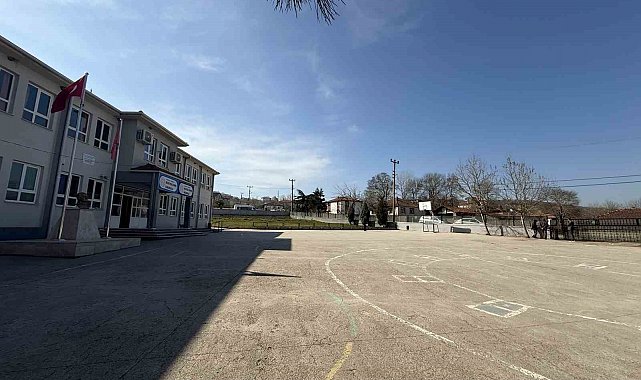 Okul müdürünün bıçaklandığı olayda yeni detay: Saldırganın babası okuldaki işlere yardım ediyormuş