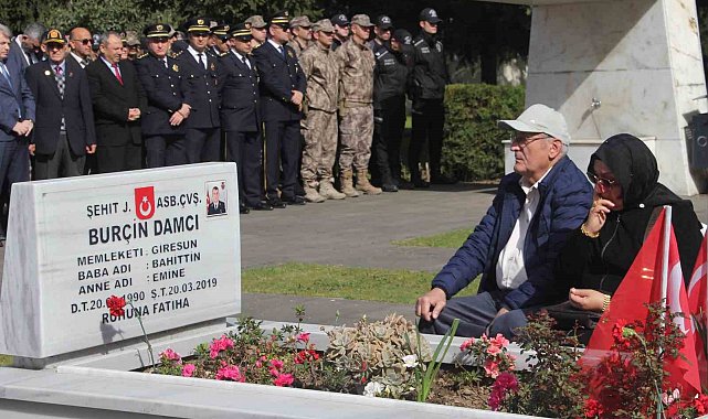 Ordu'da şehitlikte hüzün ve gurur: "Unutmadık, unutturmayacağız"