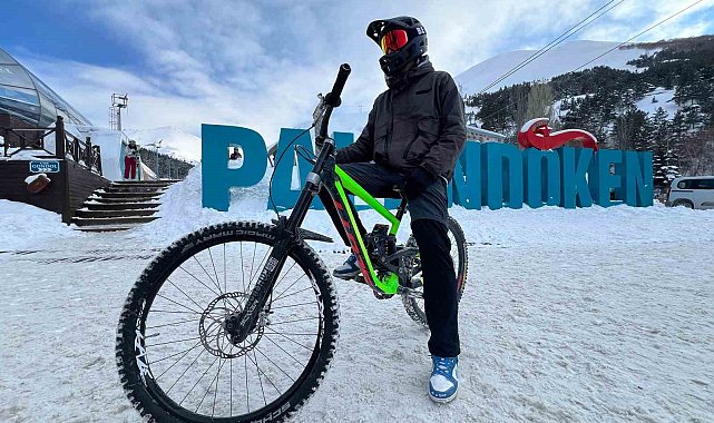 Palandökenden bisikletle nefes kesen iniş