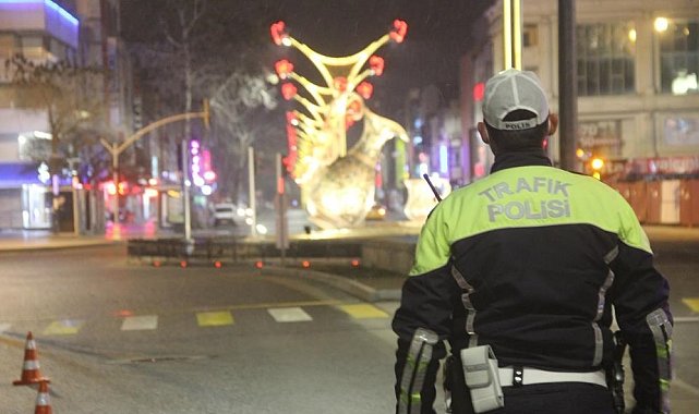 Polisten kaçan ehliyetsiz motosiklet sürücüsüne 51 bin 200 TL para cezası yazıldı