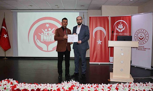 "Dijital Çağda Aile" söyleşisi Erzurum'da gerçekleşti