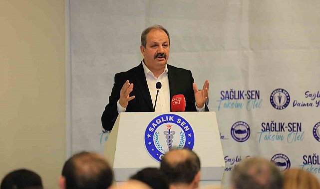 Sağlık-Sen Genel Başkanı Doğan: "14 Mart Tıp Bayramı'nda sağlık profesyonellerine bir maaş ikramiye ödenmeli"