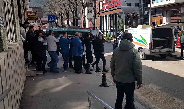 Sahte alkolden zehirlenen kişi yaşamını yitirdi