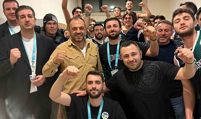 Sakarya Büyükşehir Basket takımı Uşak'ta Play-Off'un ilk maçını kazandı