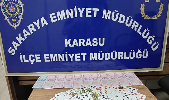 Sakarya'da iki kahvehaneye kumar baskını: 9 kişi hakkında adli ve idari işlem başlatıldı