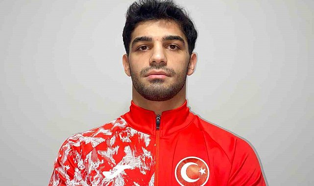 Sakaryalı güreş sporcusu Arnavutluk'ta Ay Yıldızlığı bayrağı temsil edecek