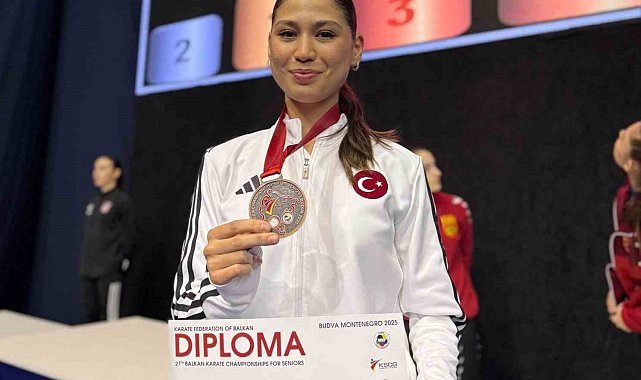 Sakaryalı karate sporcusu Karadağ'da podyuma çıktı