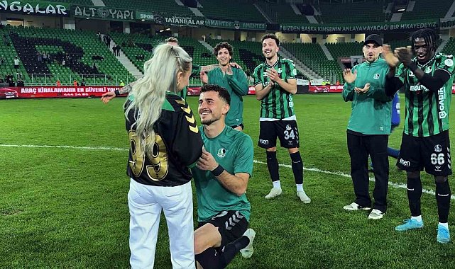 Sakaryaspor - Yeni Malatyaspor maçının ardından sahada sürpriz teklif