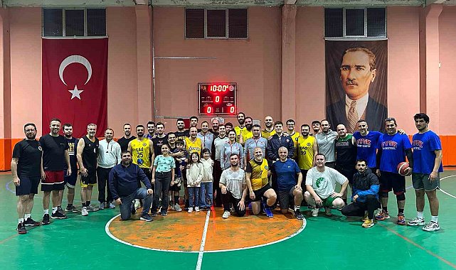 Salihli'de Sokaklar Bizim 3x3 Basketbol Turnuvası'nda şampiyon belli oldu