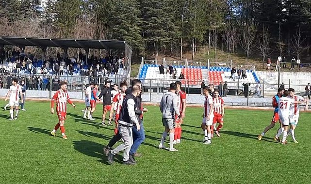 Samsun'da play-off maçı sonunda sahada gerginlik